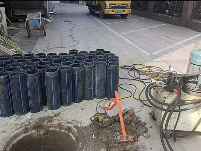 阿拉尔农场PE置换管厂家 DN315置换管 非开挖管短管置换